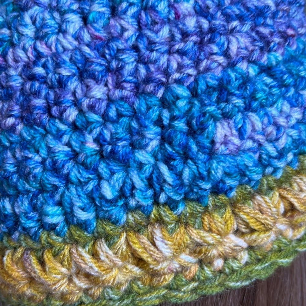 Crochet mammoth sunflower beanie soft acrylic yarn medium new - Picture 5 of 11